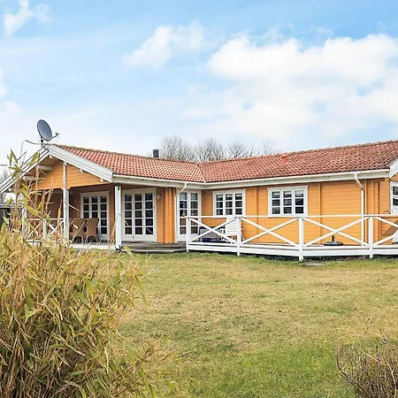 6 Person In Holiday home *